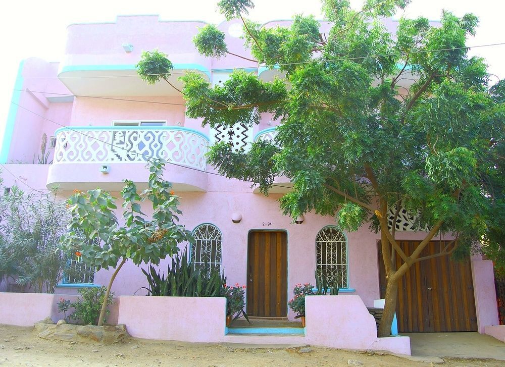 Готель Casa Bella Mya Таганга Екстер'єр фото
